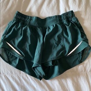 Lululemon hotty hot shorts!